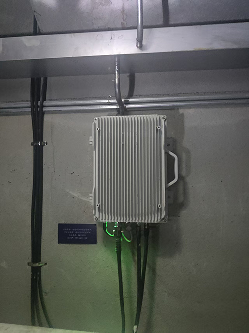  海勃湾电力管廊覆盖漏缆方式案例